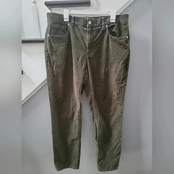 Everlane Men's Green The Straight Fit Corduroy Pants Size 38x30 Comfort Quality